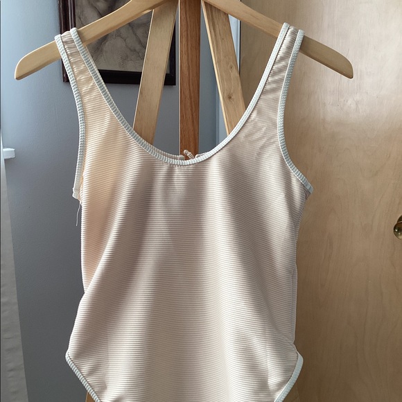 NWT Rylee + Cru Ribbed Onepiece Swimsuit (Shell) - Picture 5 of 5